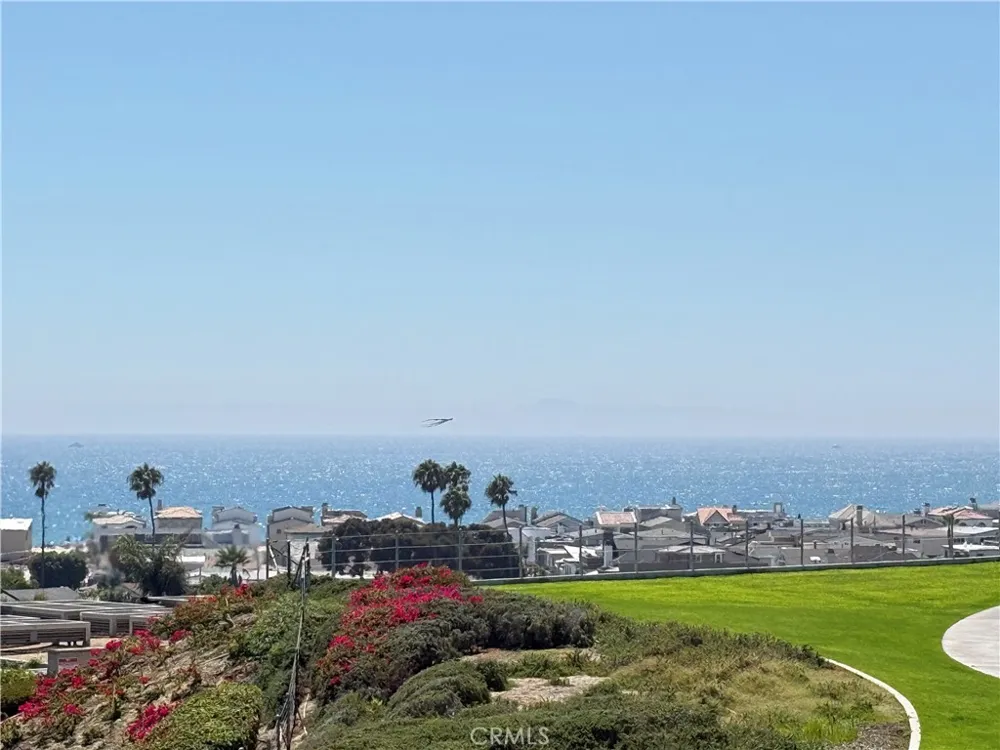 200 Paris #210 Newport Beach, CA 92663