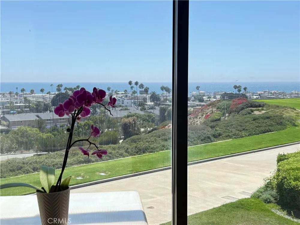 200 Paris #210 Newport Beach, CA 92663