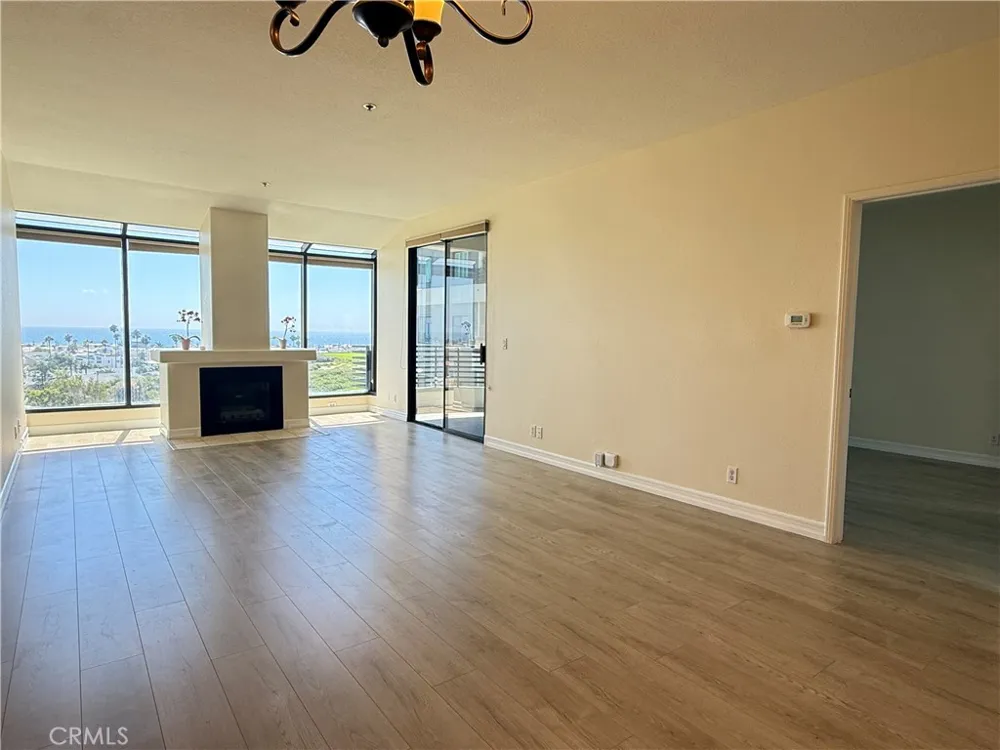 200 Paris #210 Newport Beach, CA 92663