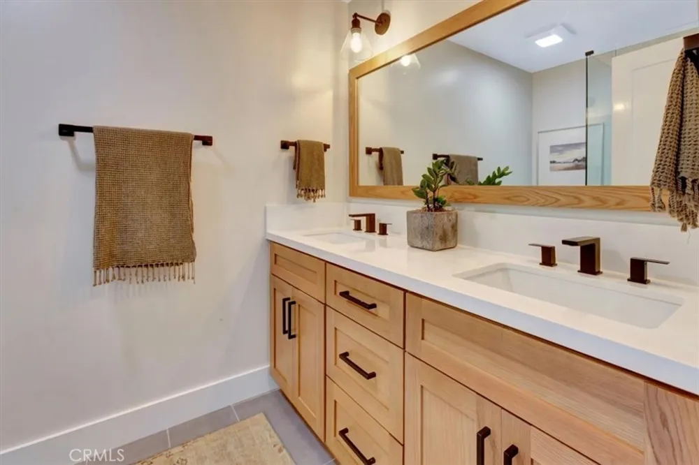 2005 Barranca Newport Beach, CA 92660