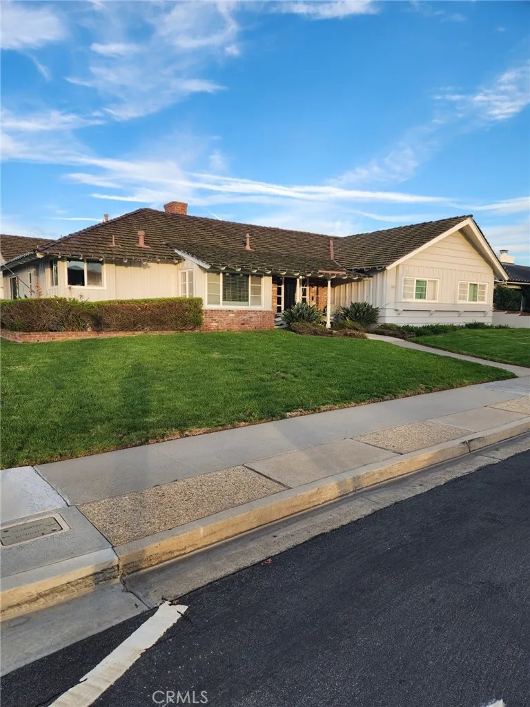1260 Somerset Newport Beach, CA 92660