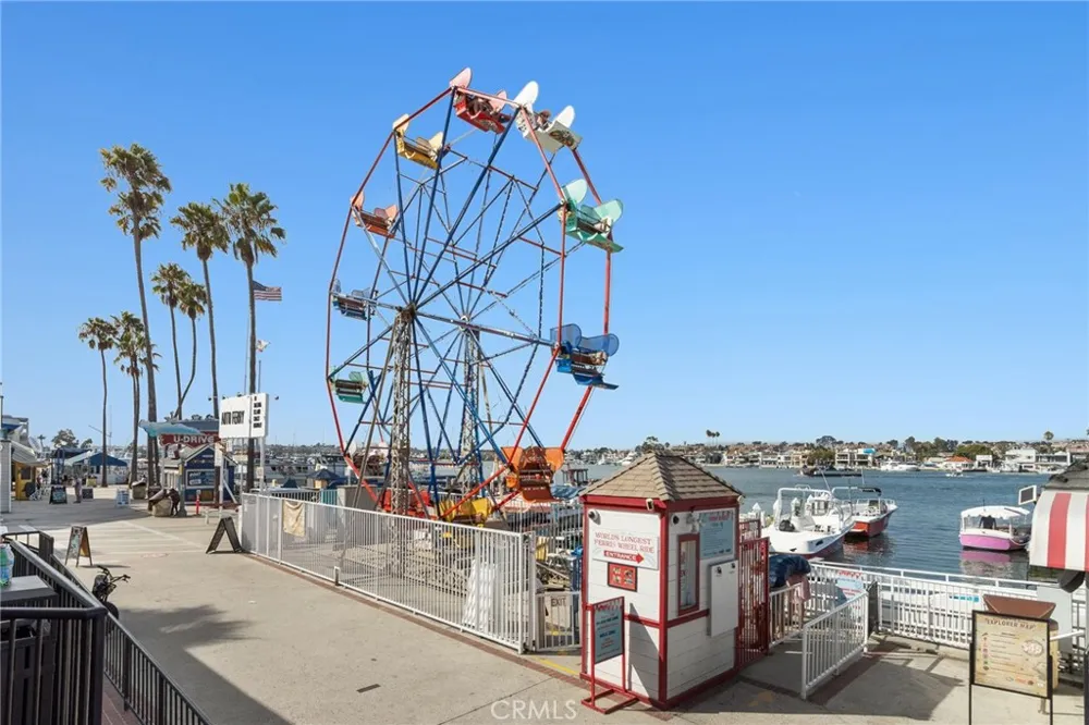 218 E Balboa #1/2 Newport Beach, CA 92661