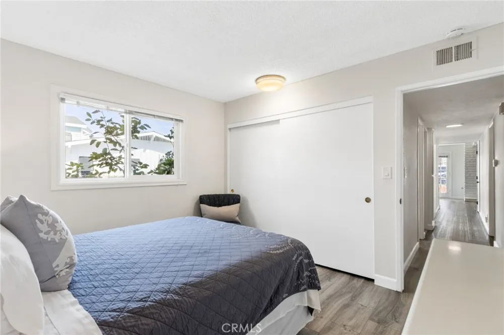 218 E Balboa #1/2 Newport Beach, CA 92661