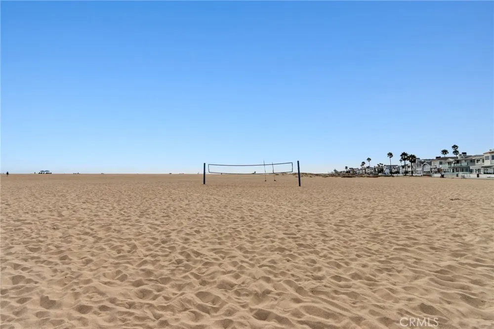 218 E Balboa #1/2 Newport Beach, CA 92661