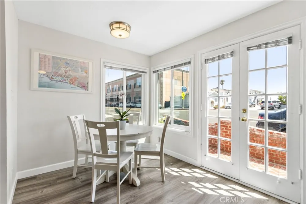218 E Balboa #1/2 Newport Beach, CA 92661