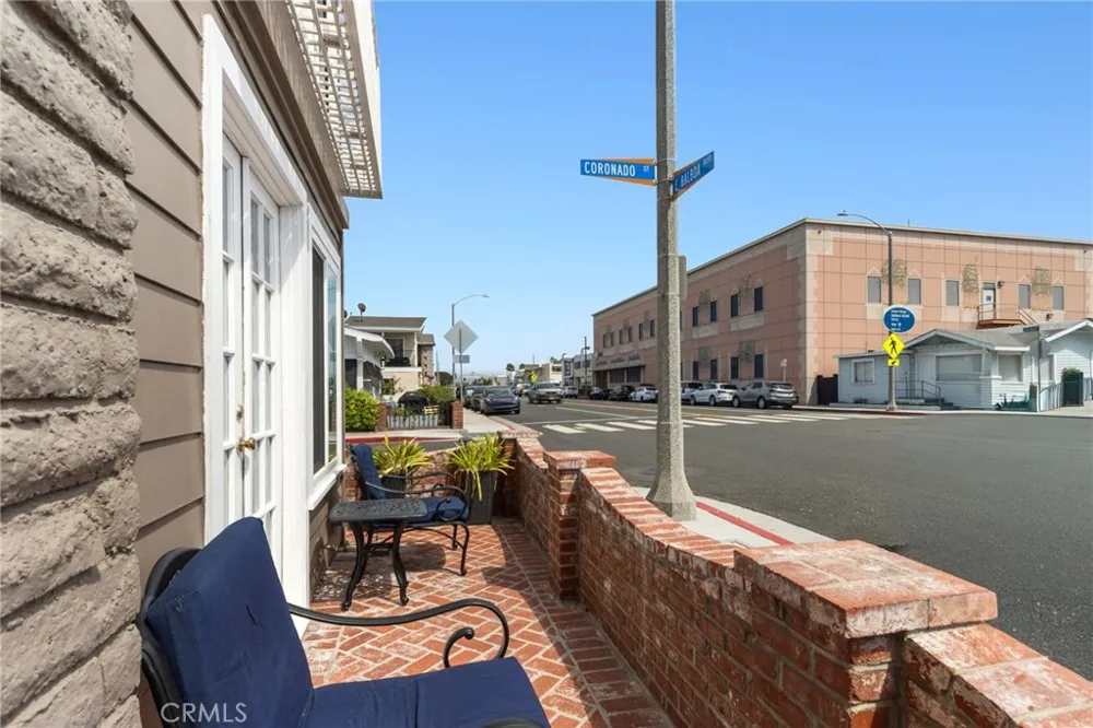 218 E Balboa #1/2 Newport Beach, CA 92661