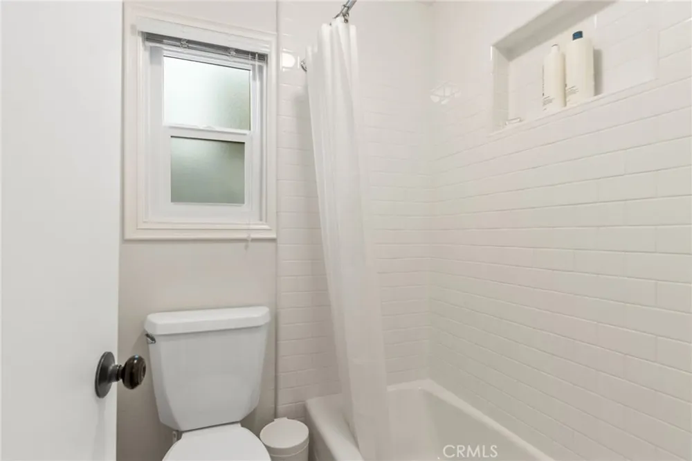 218 E Balboa #1/2 Newport Beach, CA 92661