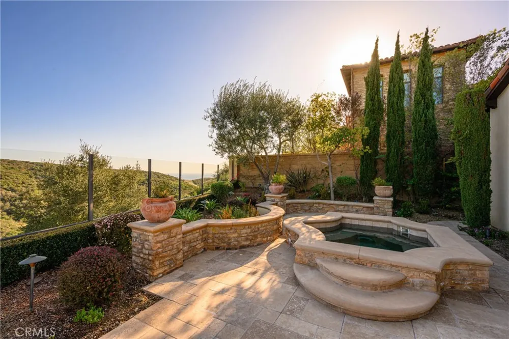 41 Pacific Mist Newport Coast, CA 92657