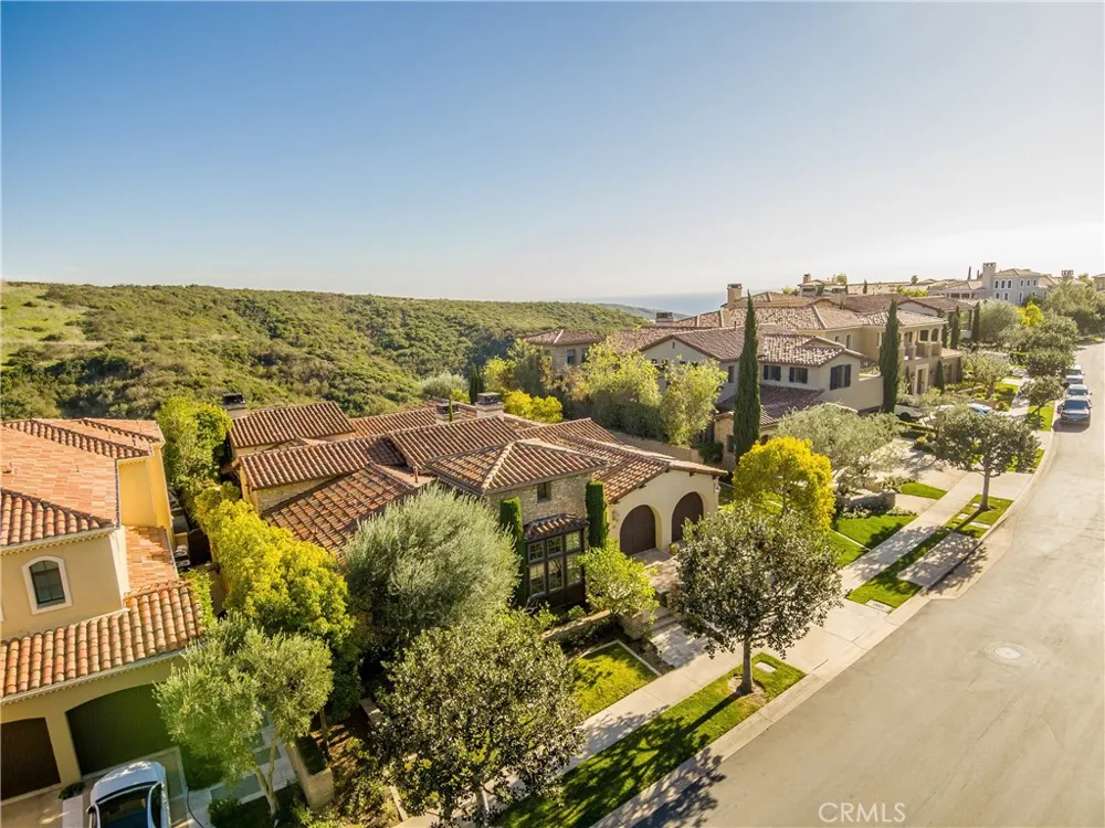 41 Pacific Mist Newport Coast, CA 92657