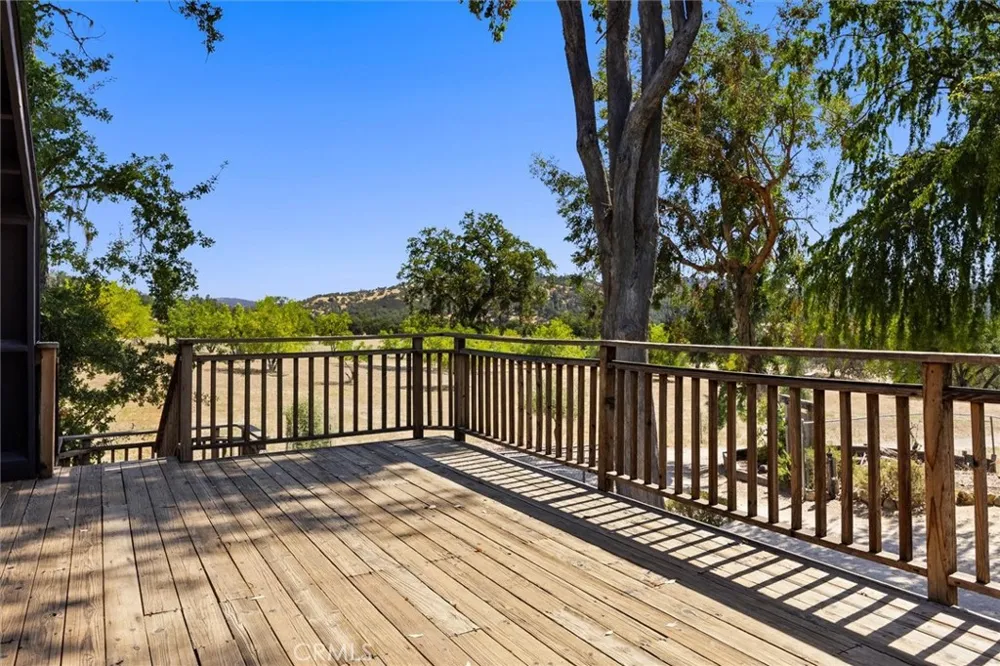 7172 Town Creek Paso Robles, CA 93446
