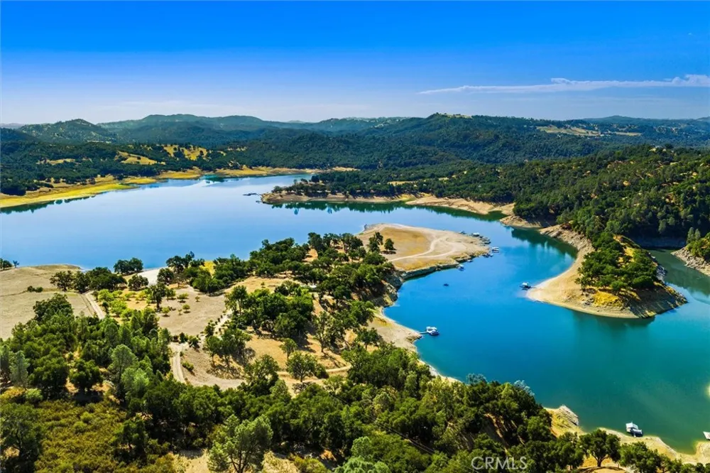 7172 Town Creek Paso Robles, CA 93446