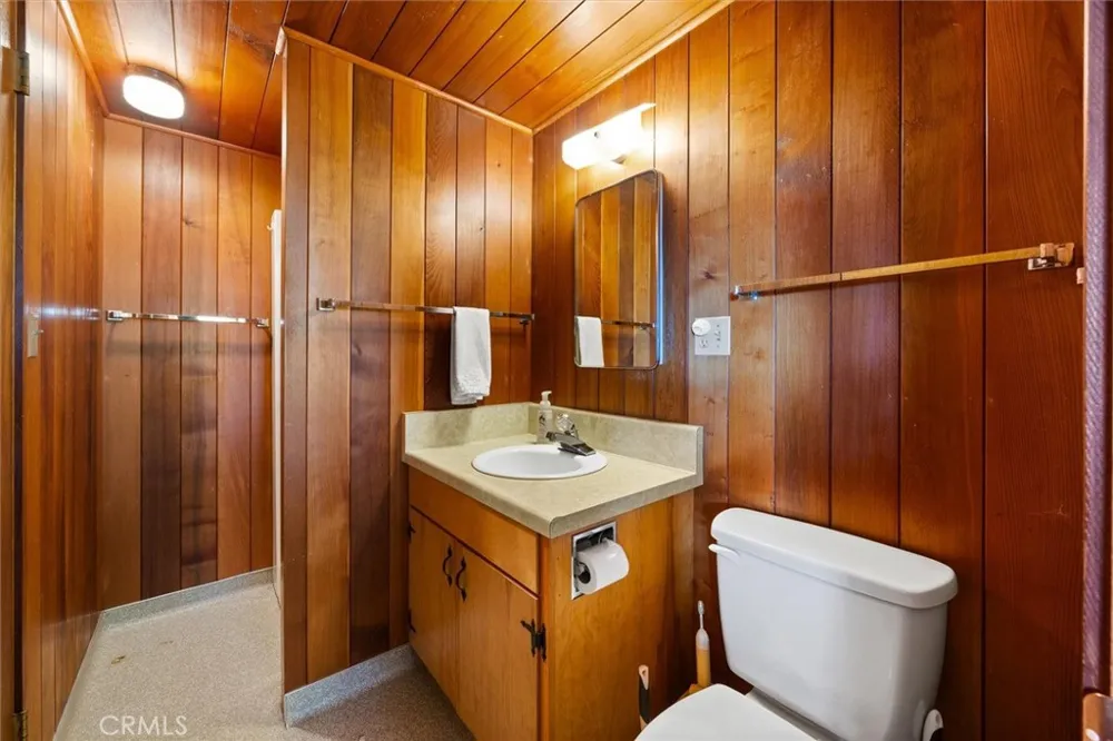 7172 Town Creek Paso Robles, CA 93446