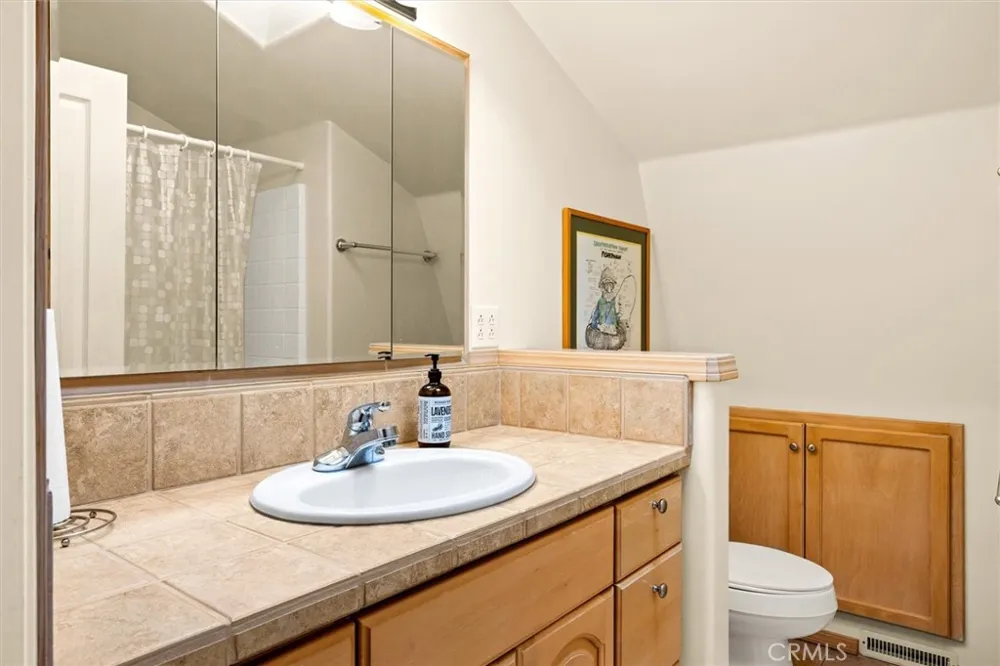 7172 Town Creek Paso Robles, CA 93446