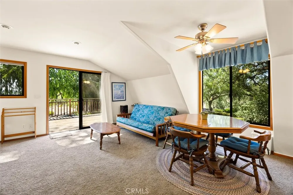 7172 Town Creek Paso Robles, CA 93446