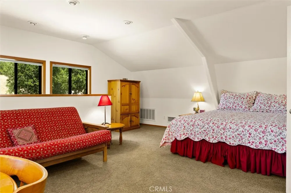 7172 Town Creek Paso Robles, CA 93446