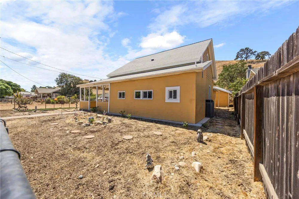 1501 K STREET San Miguel, CA 93451