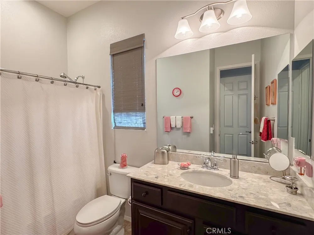 9809 Naples Bakersfield, CA 93306