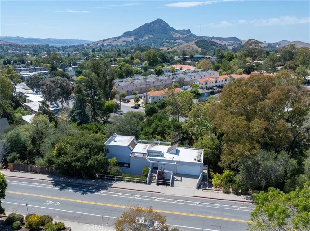 31 Hathway Avenue San Luis Obispo, CA 93405