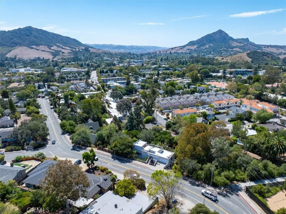 31 Hathway Avenue San Luis Obispo, CA 93405