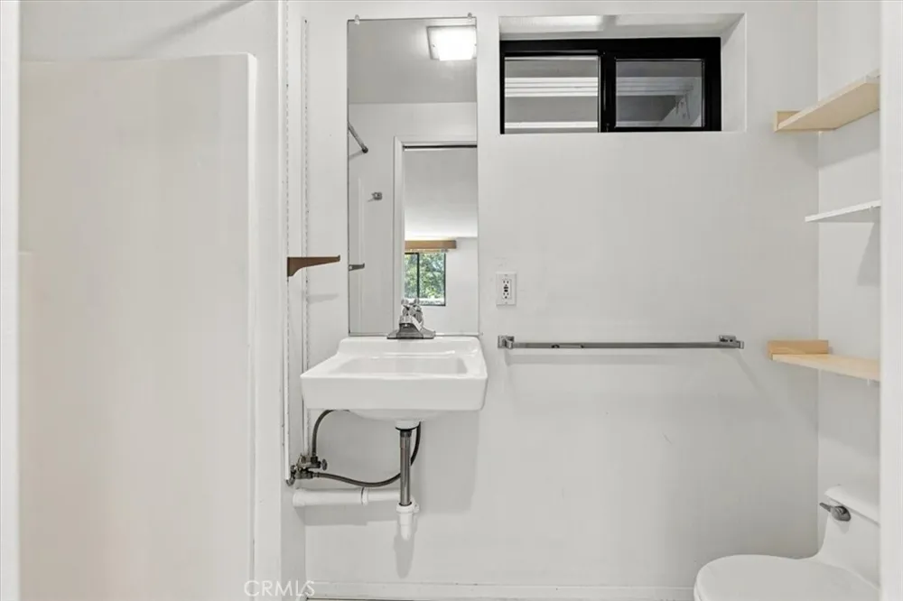 31 Hathway Avenue San Luis Obispo, CA 93405