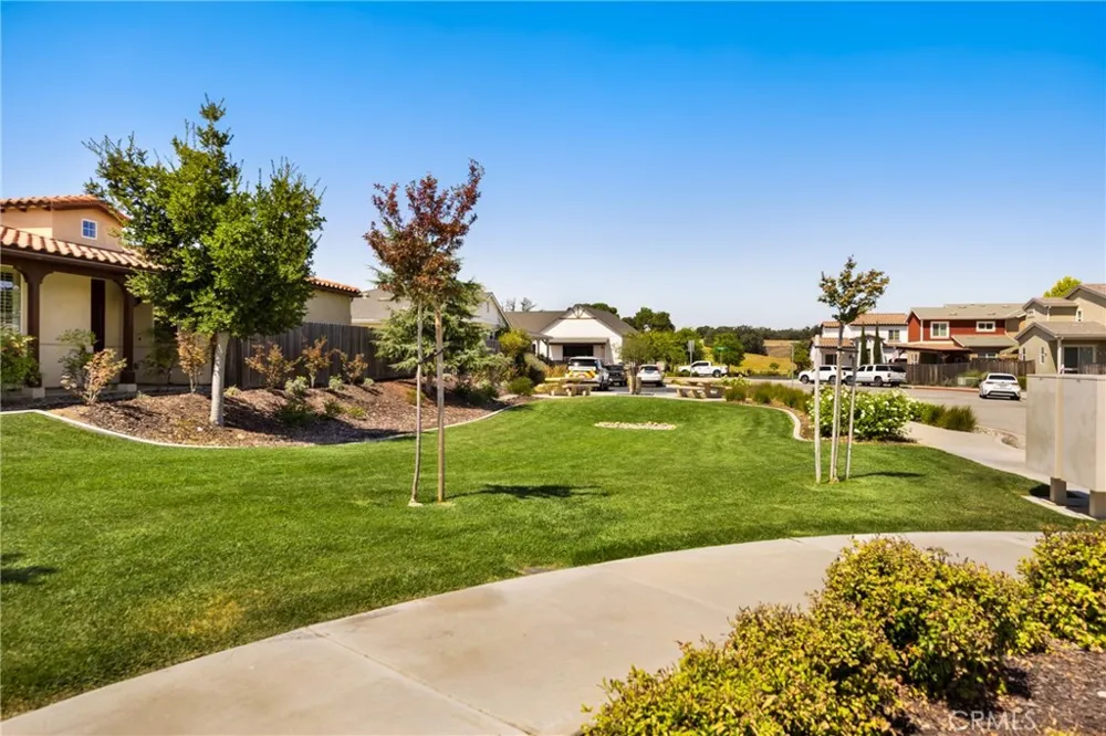 275 Waterfall Road Templeton, CA 93465