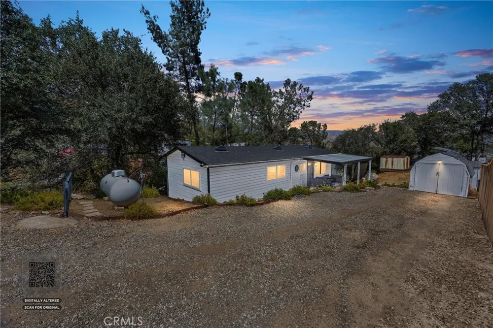 32 Pinebrook Wofford Heights, CA 93285