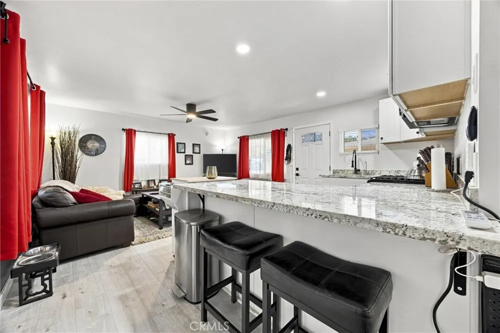 32 Pinebrook Wofford Heights, CA 93285