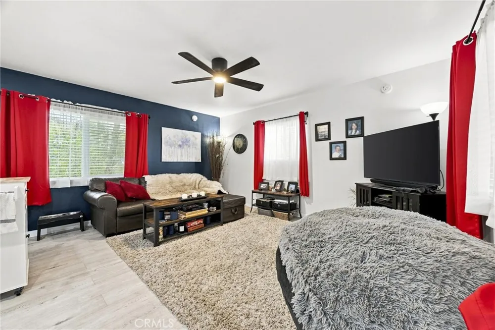 32 Pinebrook Wofford Heights, CA 93285