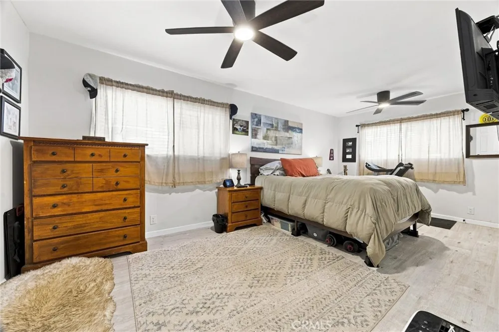 32 Pinebrook Wofford Heights, CA 93285