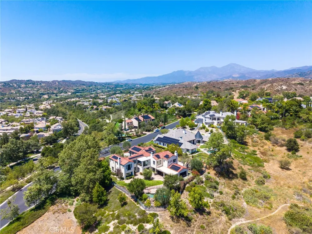 2 Havenhurst Drive Coto de Caza, CA 92679