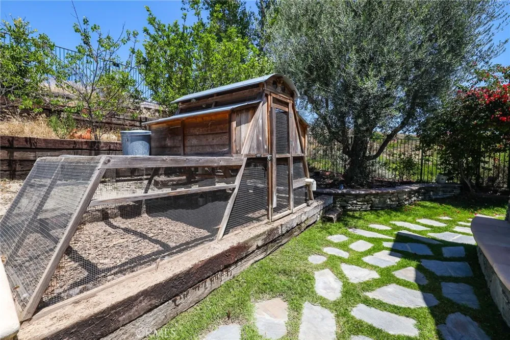 2 Havenhurst Drive Coto de Caza, CA 92679