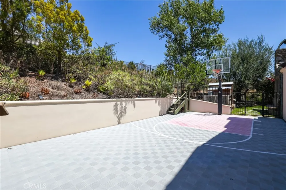 2 Havenhurst Drive Coto de Caza, CA 92679
