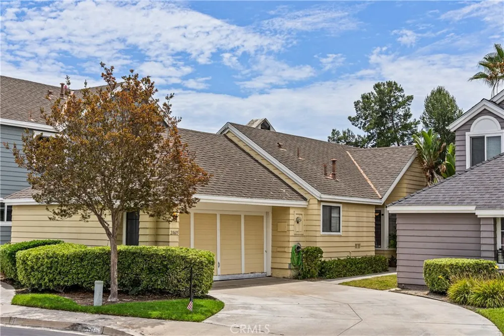 21605 Fernbrook Mission Viejo, CA 92692