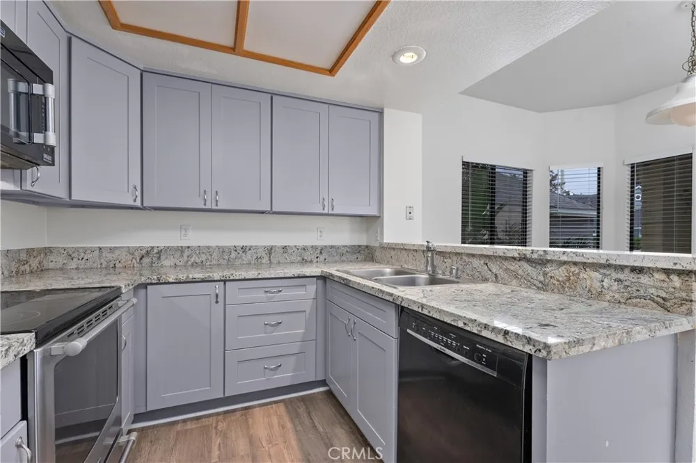21605 Fernbrook Mission Viejo, CA 92692