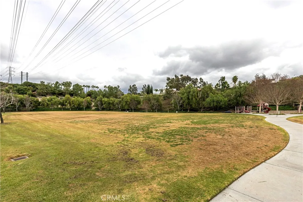 21605 Fernbrook Mission Viejo, CA 92692