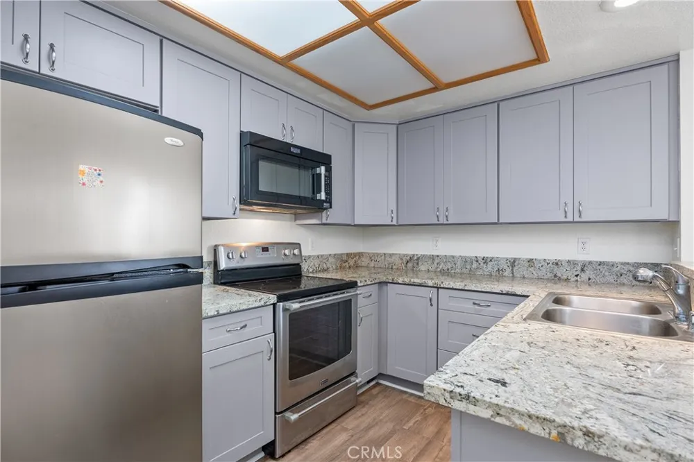 21605 Fernbrook Mission Viejo, CA 92692