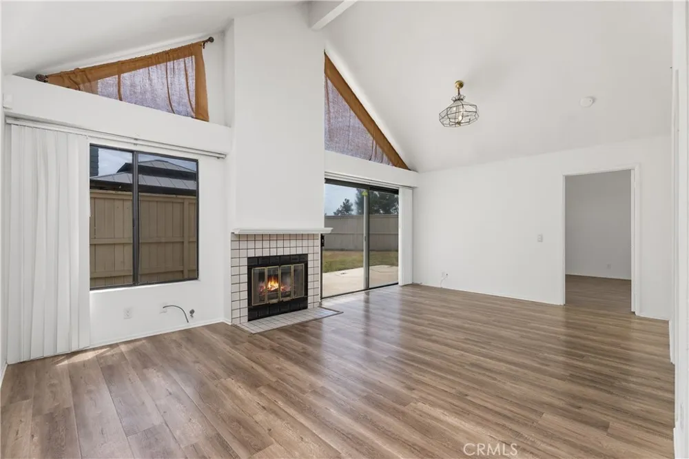 21605 Fernbrook Mission Viejo, CA 92692