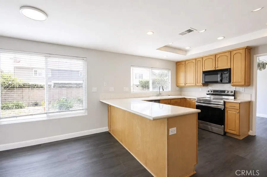 9168 Nadine River Circle Fountain Valley, CA 92708