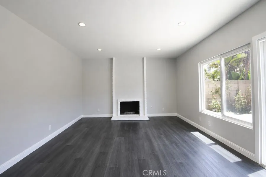 9168 Nadine River Circle Fountain Valley, CA 92708