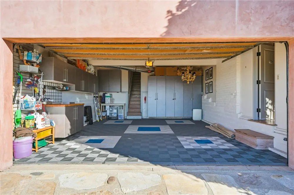 260 High Laguna Beach, CA 92651