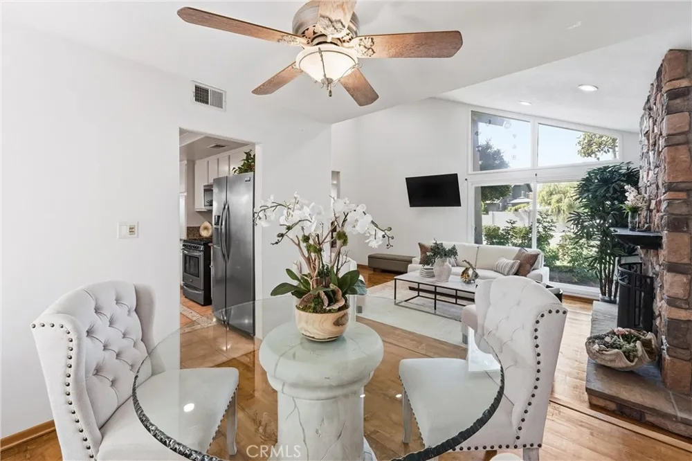 5872 Meadowbrook Drive Huntington Beach, CA 92649