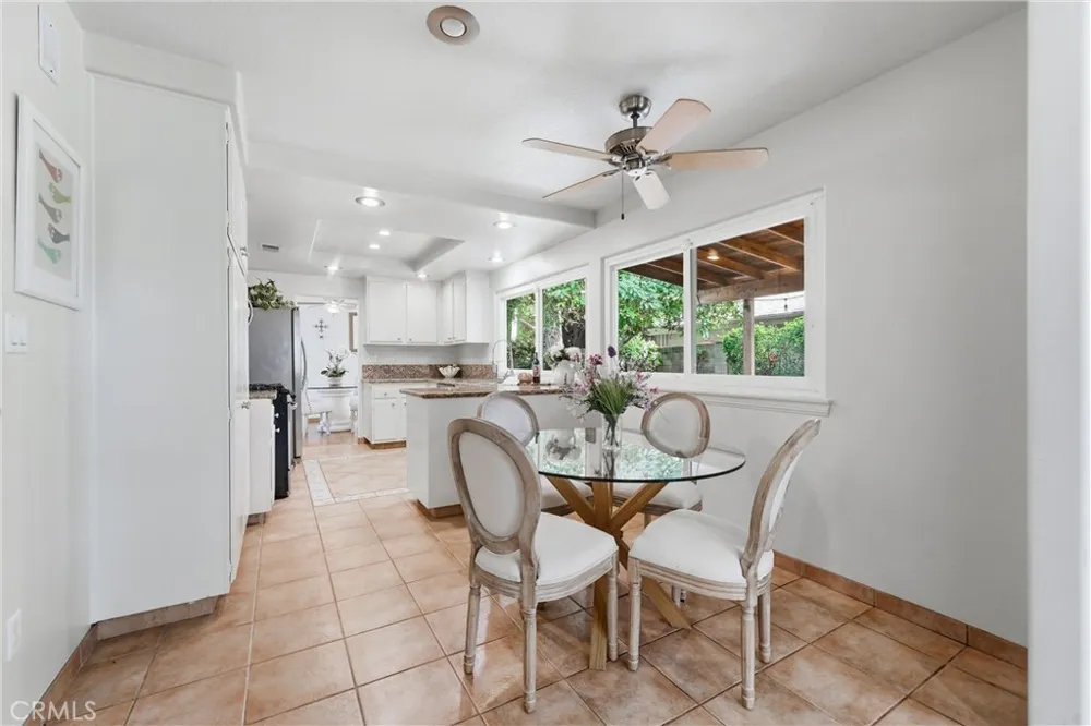 5872 Meadowbrook Drive Huntington Beach, CA 92649