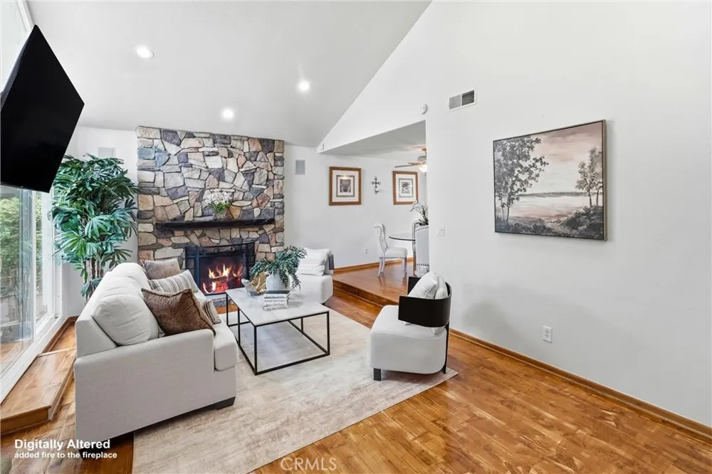 5872 Meadowbrook Drive Huntington Beach, CA 92649