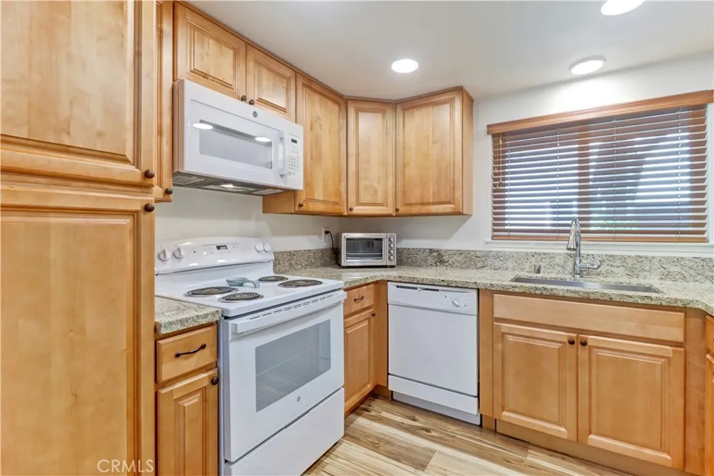 2393 Via Mariposa W #1D Laguna Woods, CA 92637