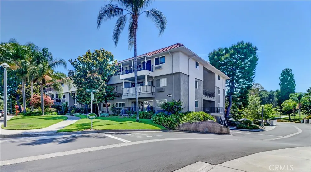 2393 Via Mariposa W #1D Laguna Woods, CA 92637