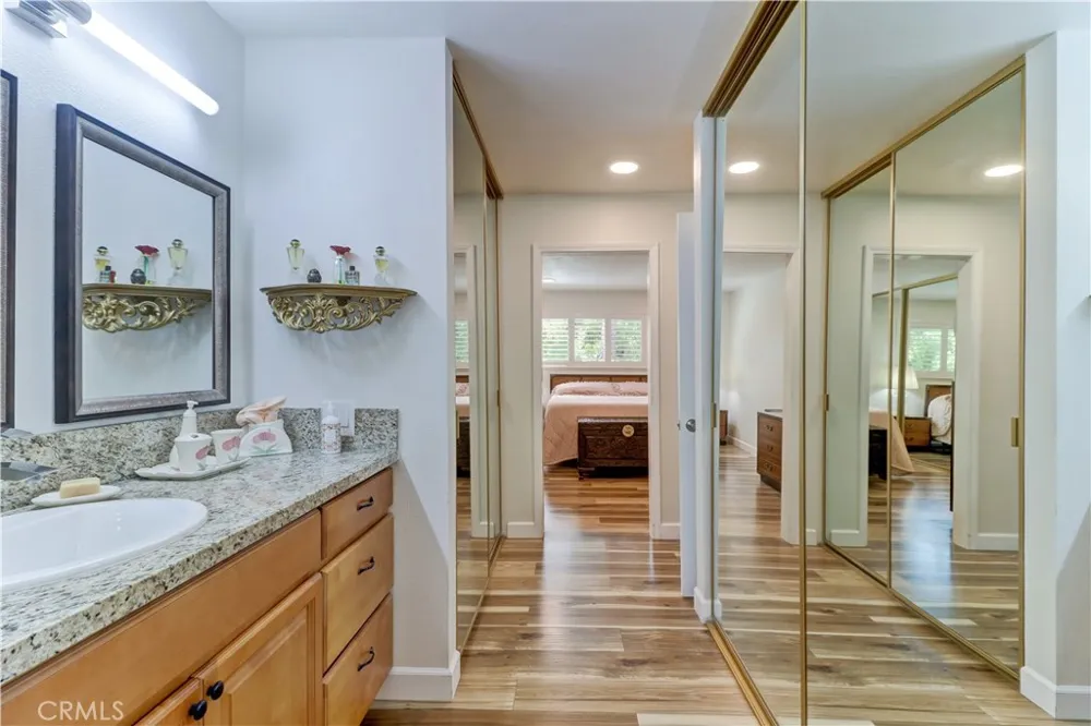2393 Via Mariposa W #1D Laguna Woods, CA 92637