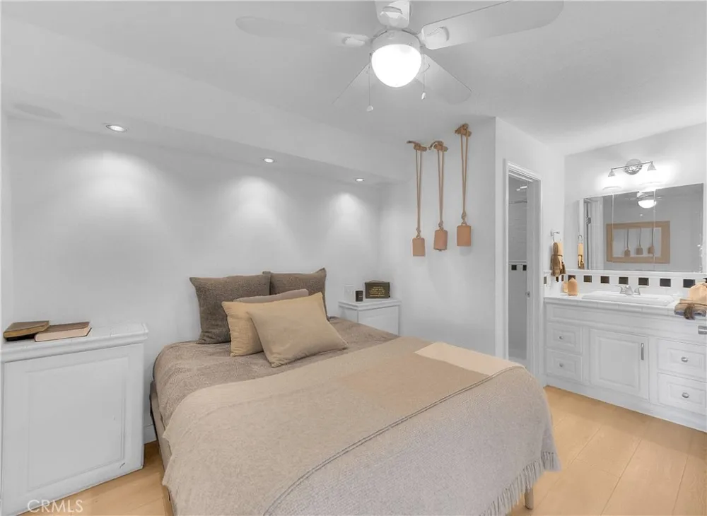 200 McNeil Lane #211 Newport Beach, CA 92663