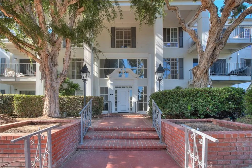 200 McNeil Lane #211 Newport Beach, CA 92663