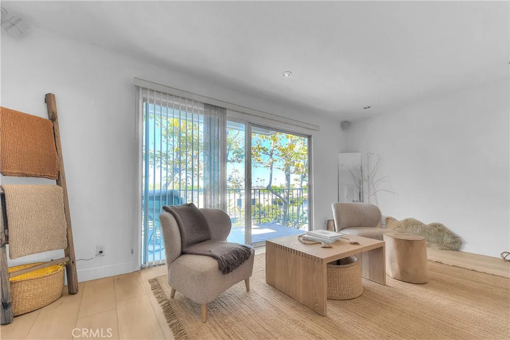 200 McNeil Lane #211 Newport Beach, CA 92663