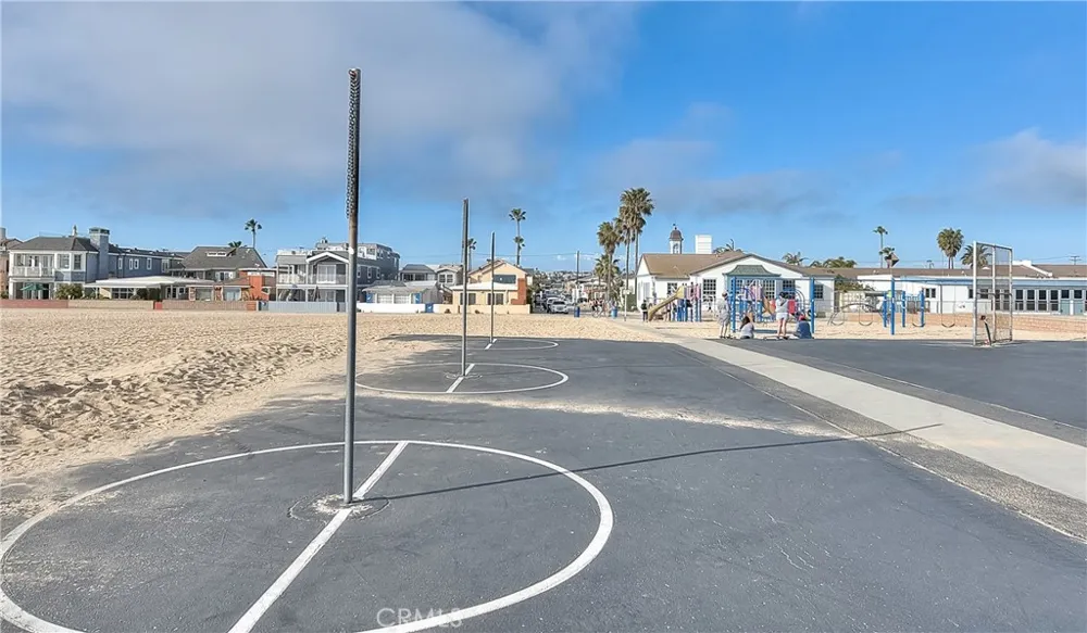 200 McNeil Lane #211 Newport Beach, CA 92663